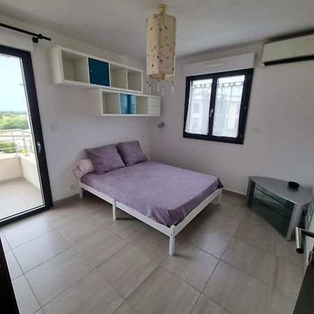 Joli T2 Dans Residence Avec Parking Biguglia  Exterior photo